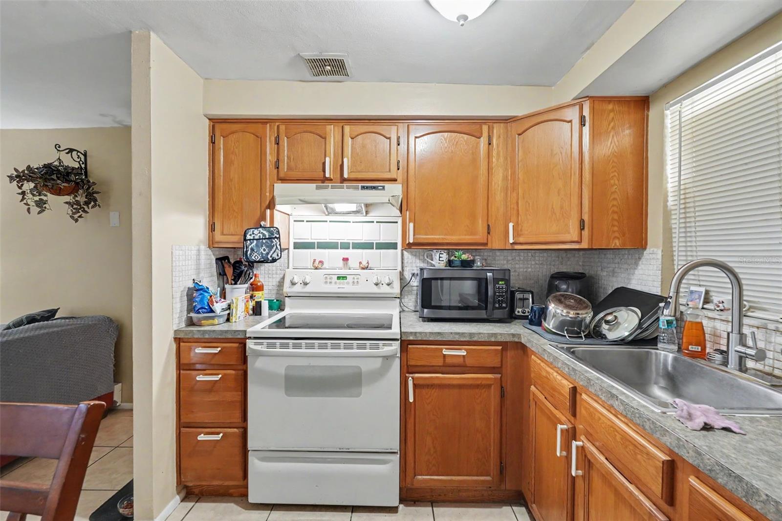 5513 OCEANIC RD — photo 6