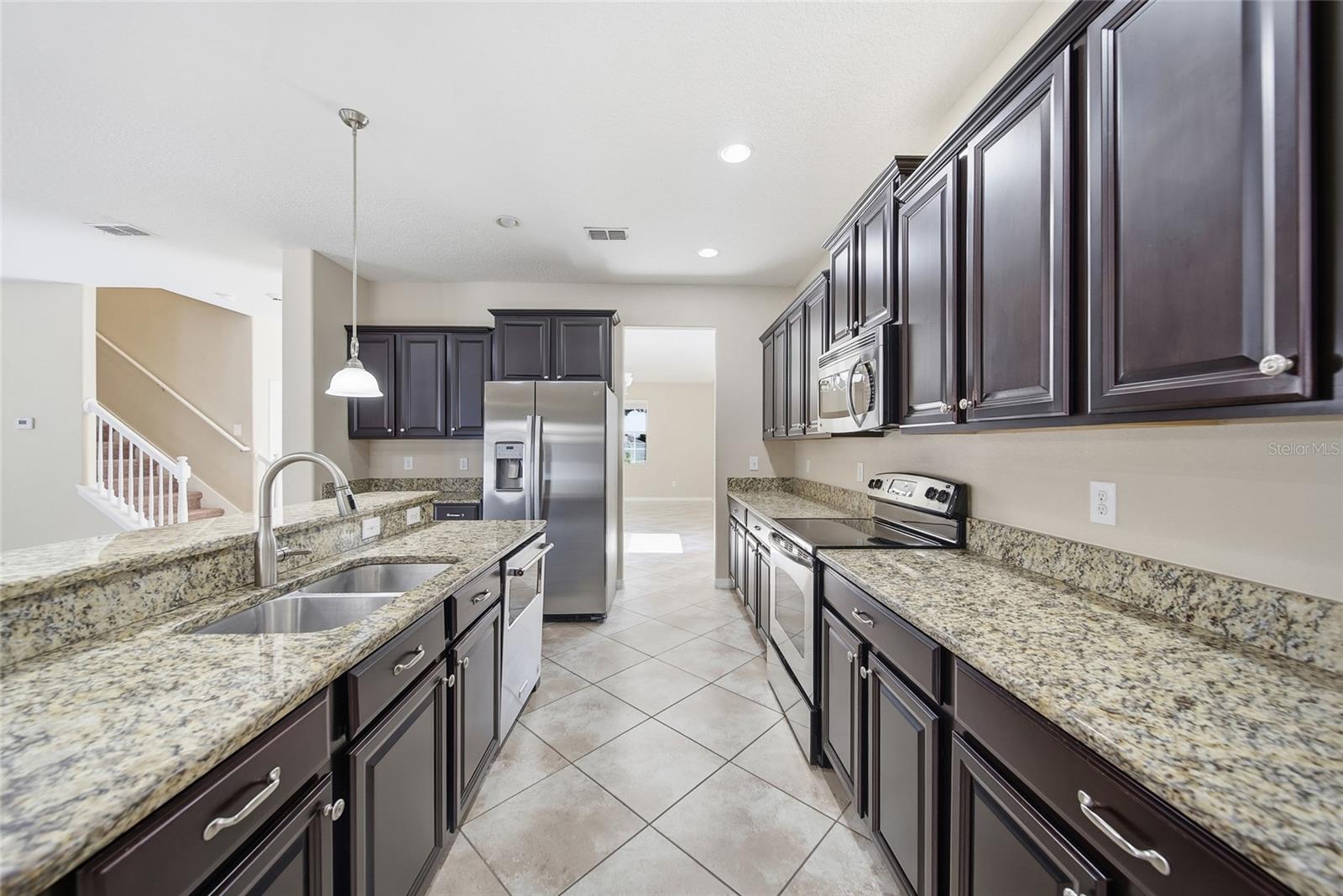 12125 STREAMBED DR — photo 17