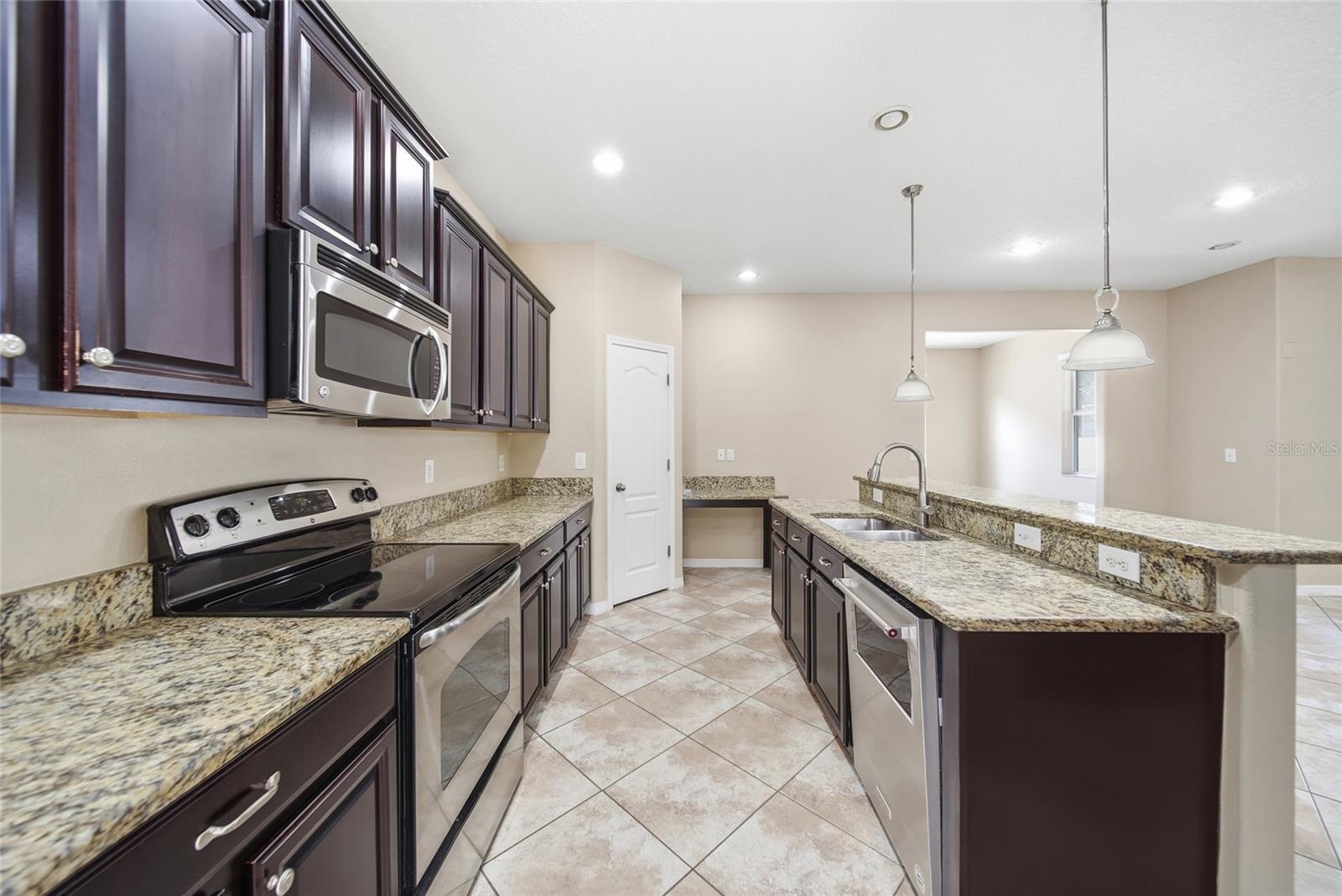 12125 STREAMBED DR — photo 18