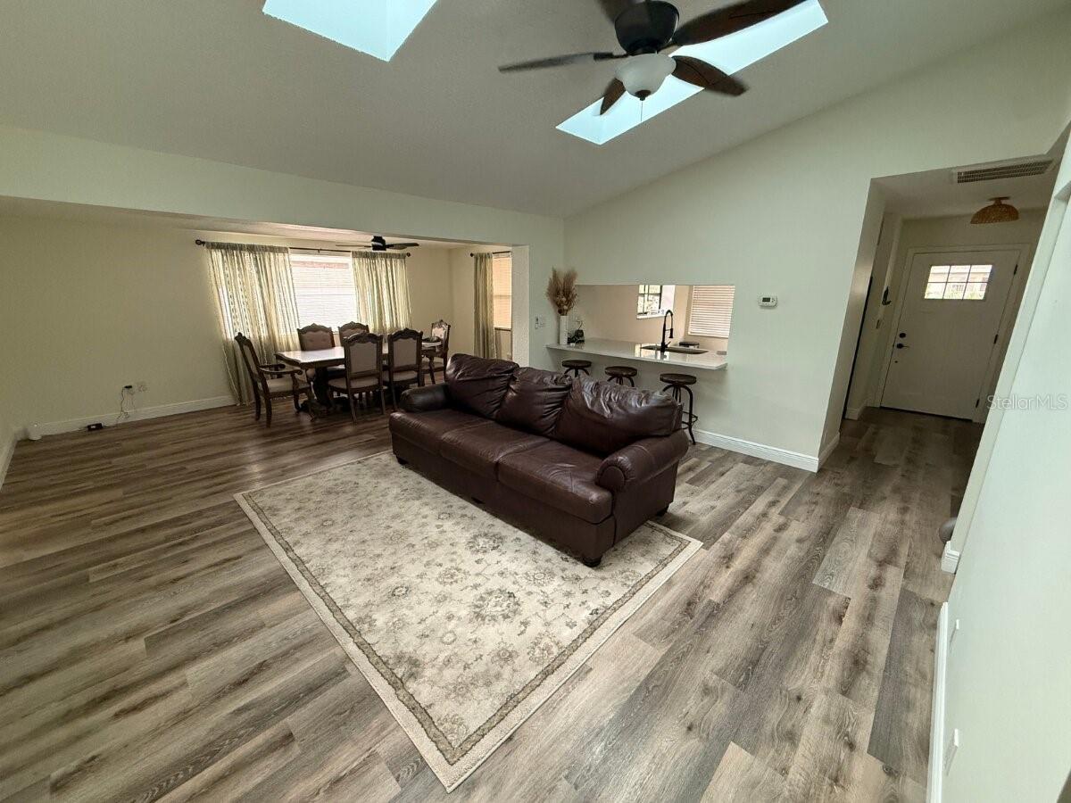 13034 CLAY AVE — photo 4