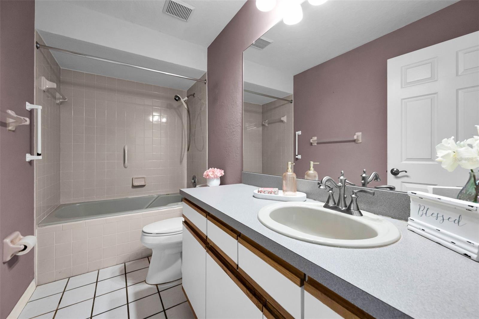 8919 KEATS DR — photo 28