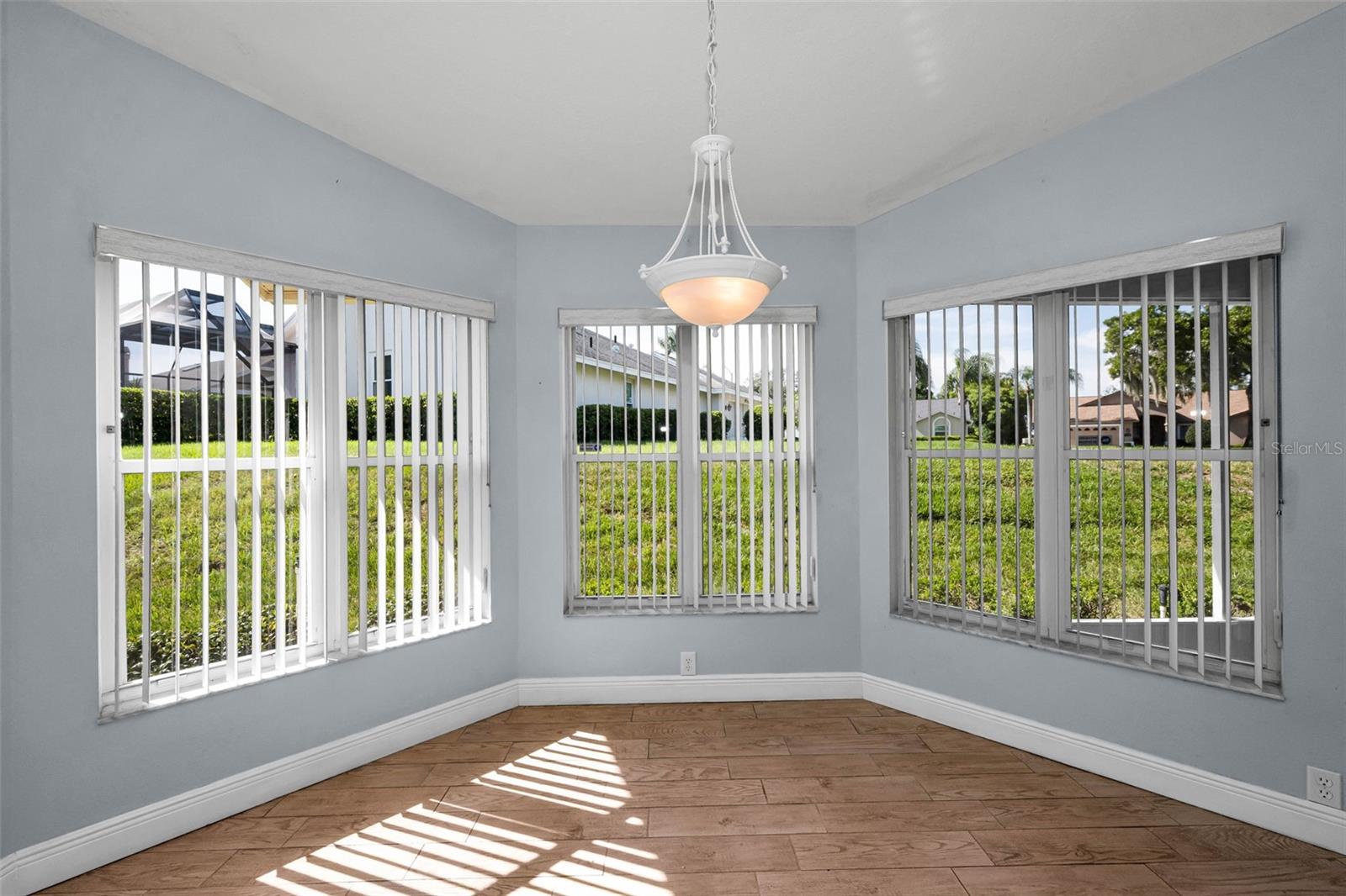8919 KEATS DR — photo 19