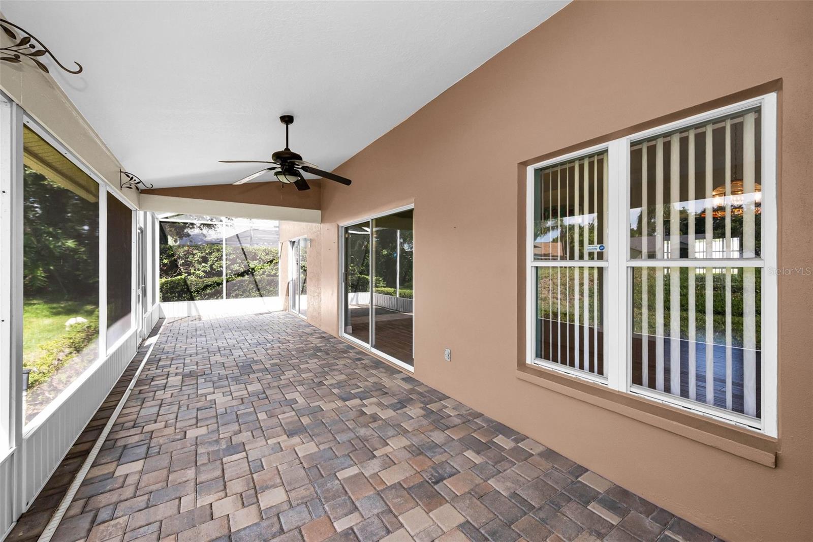 8919 KEATS DR — photo 2