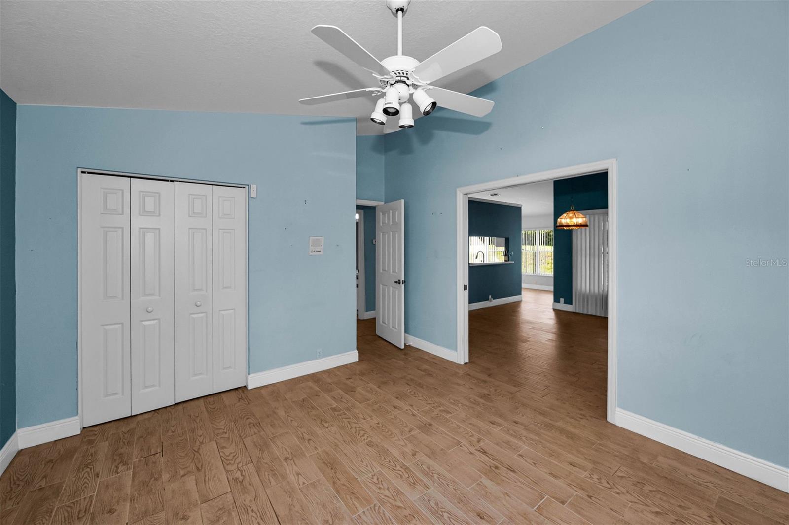 8919 KEATS DR — photo 30