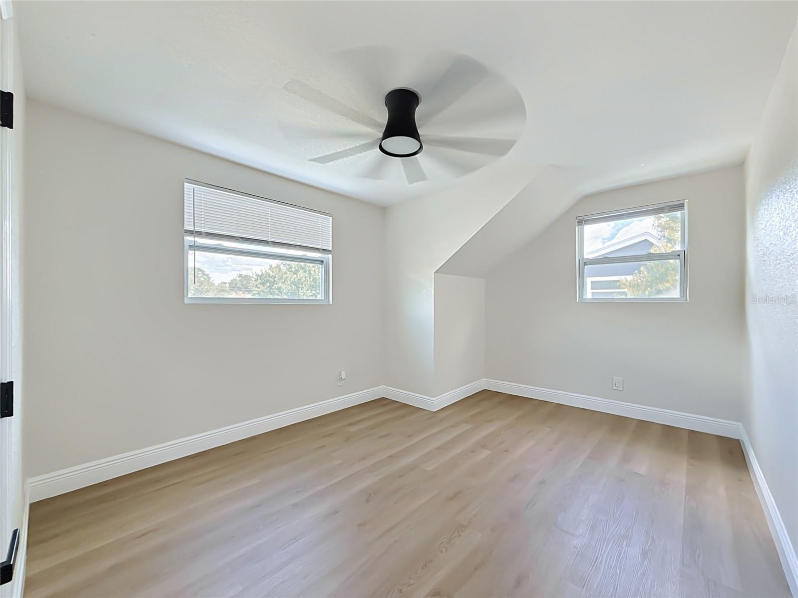 8718 94TH ST — photo 33