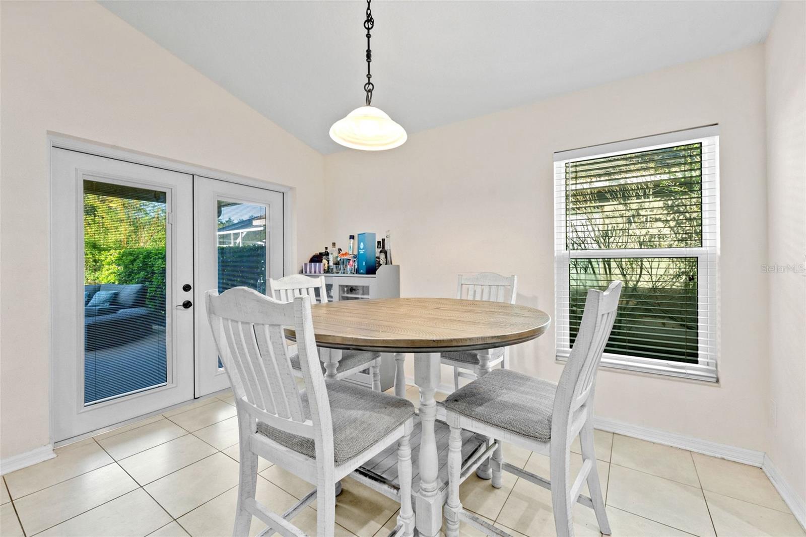 18843 MAISONS DR — photo 16