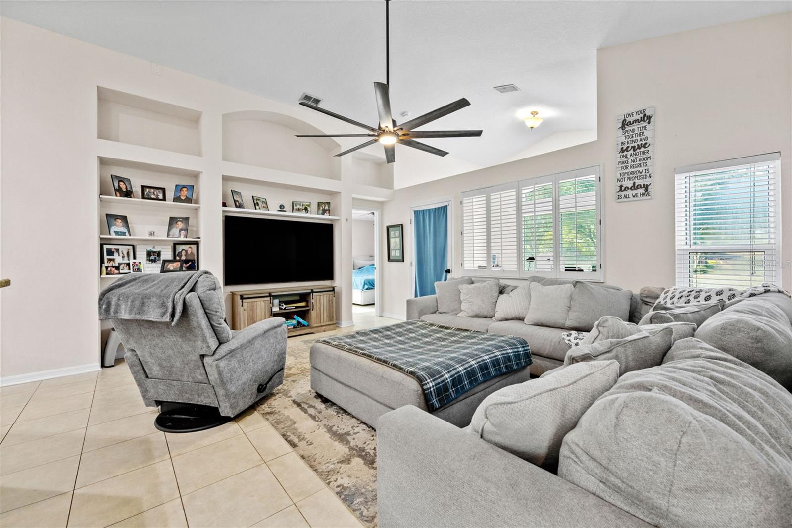 18843 MAISONS DR — photo 10