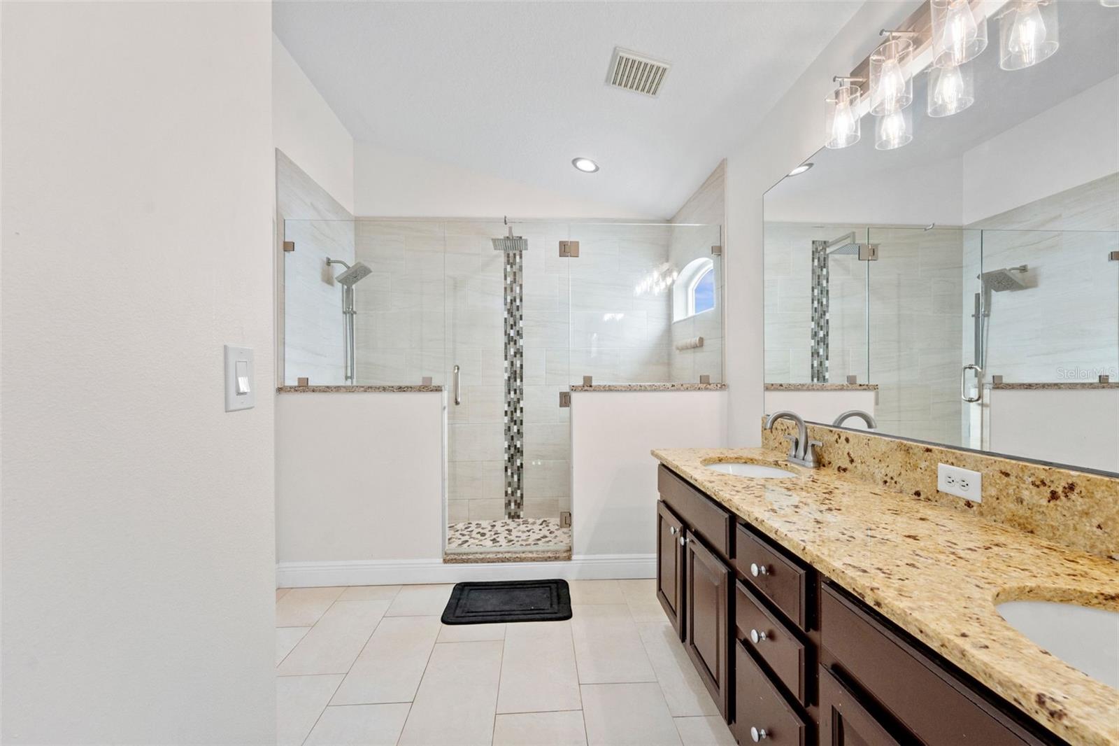 18843 MAISONS DR — photo 21