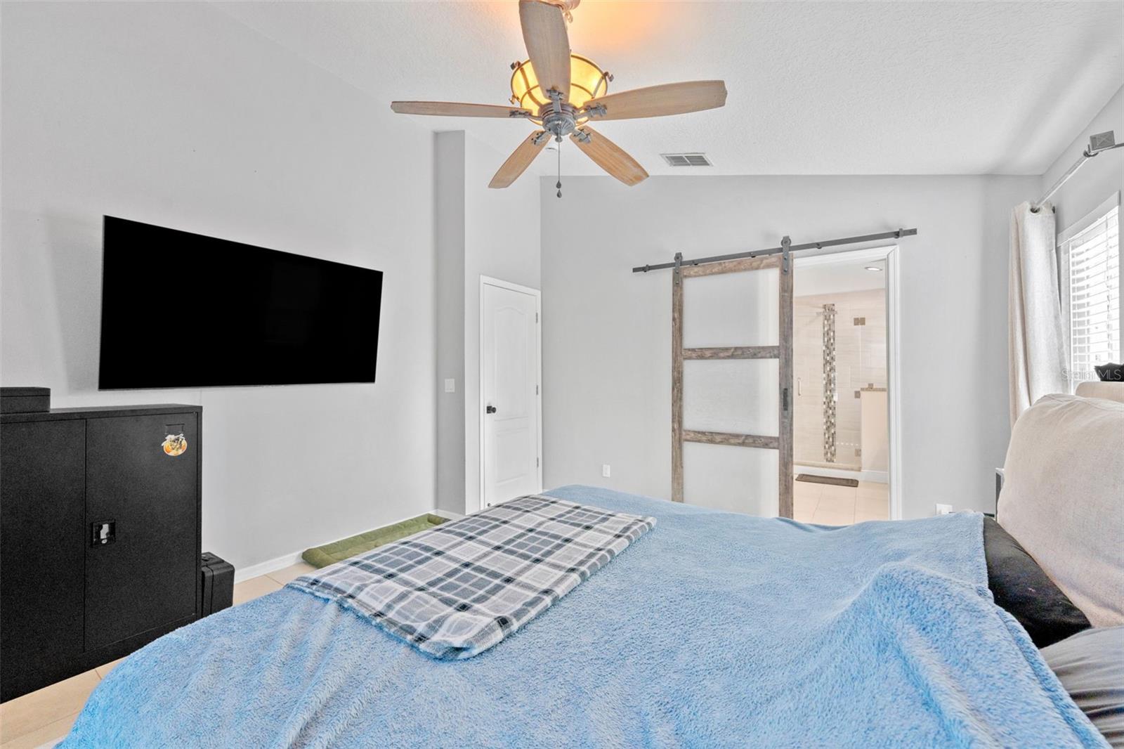 18843 MAISONS DR — photo 19