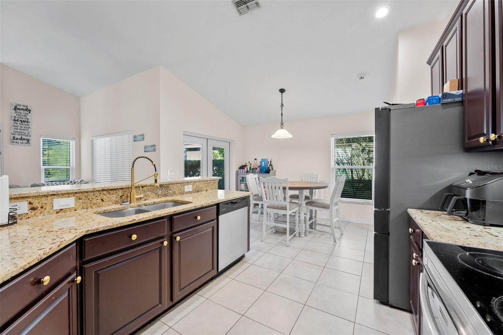18843 MAISONS DR — photo 13