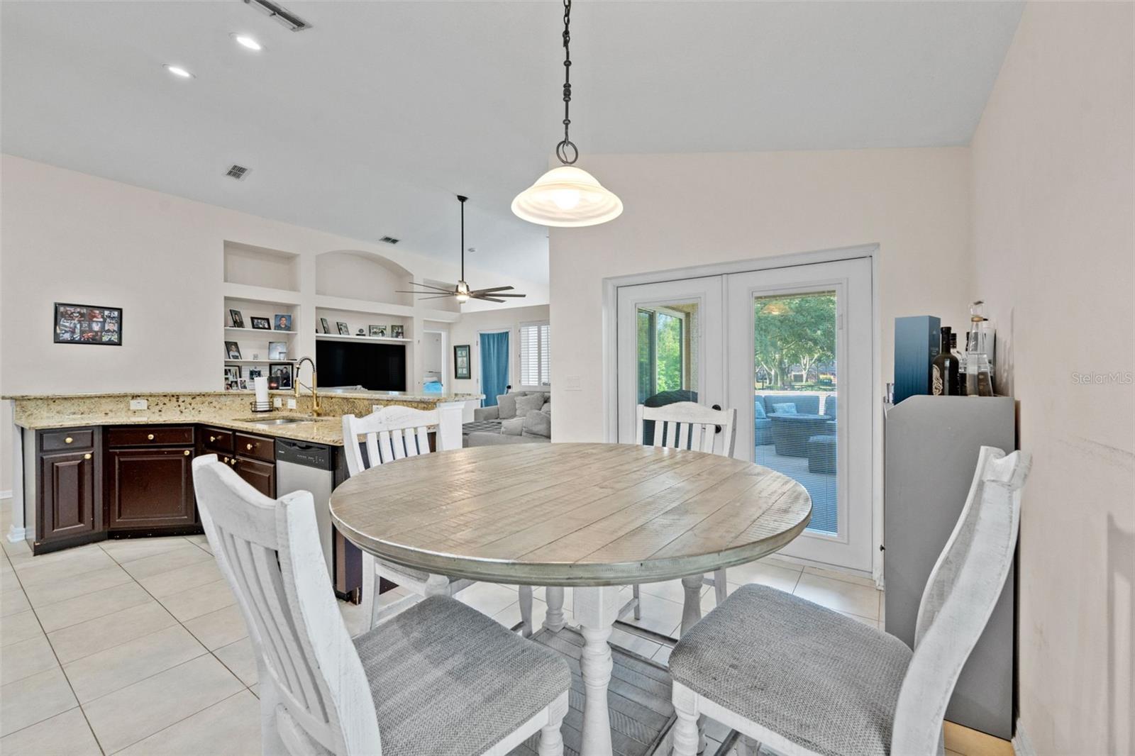 18843 MAISONS DR — photo 17