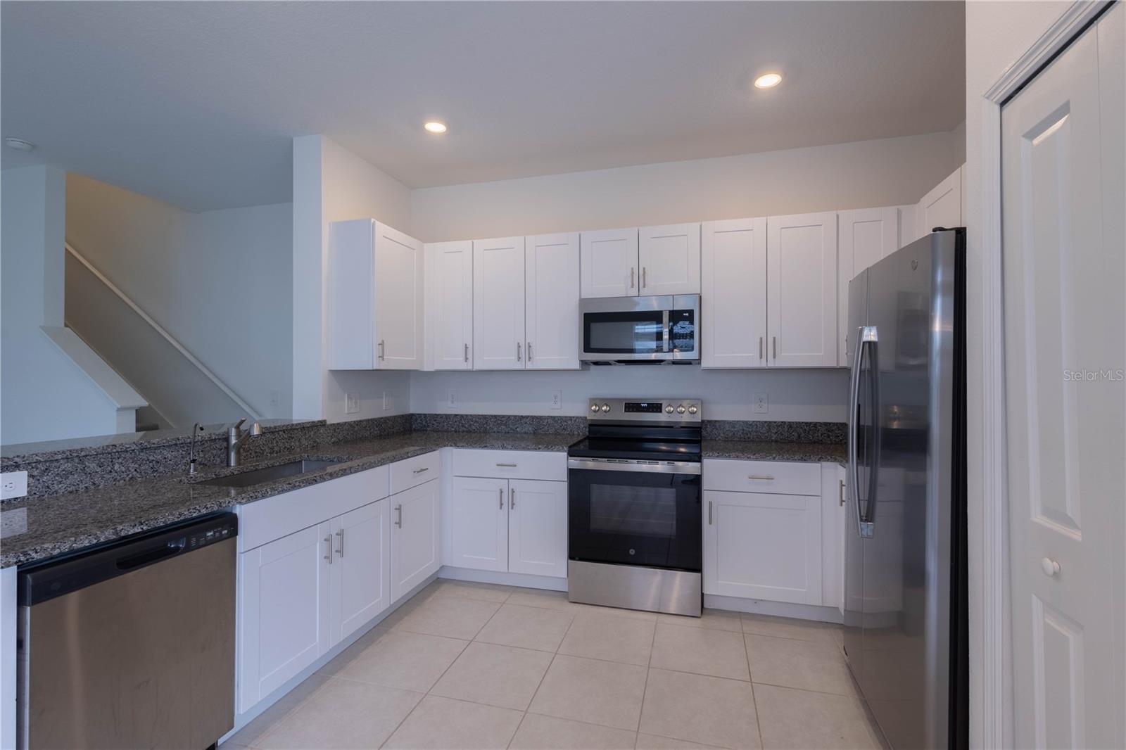 2626 SUNRAY VENUS WAY — photo 11