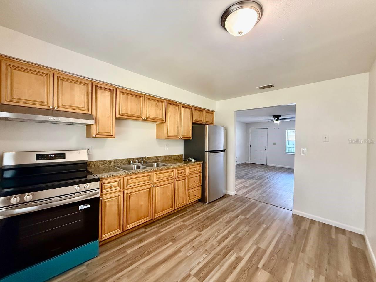 6612 S JUANITA ST #A — photo 11