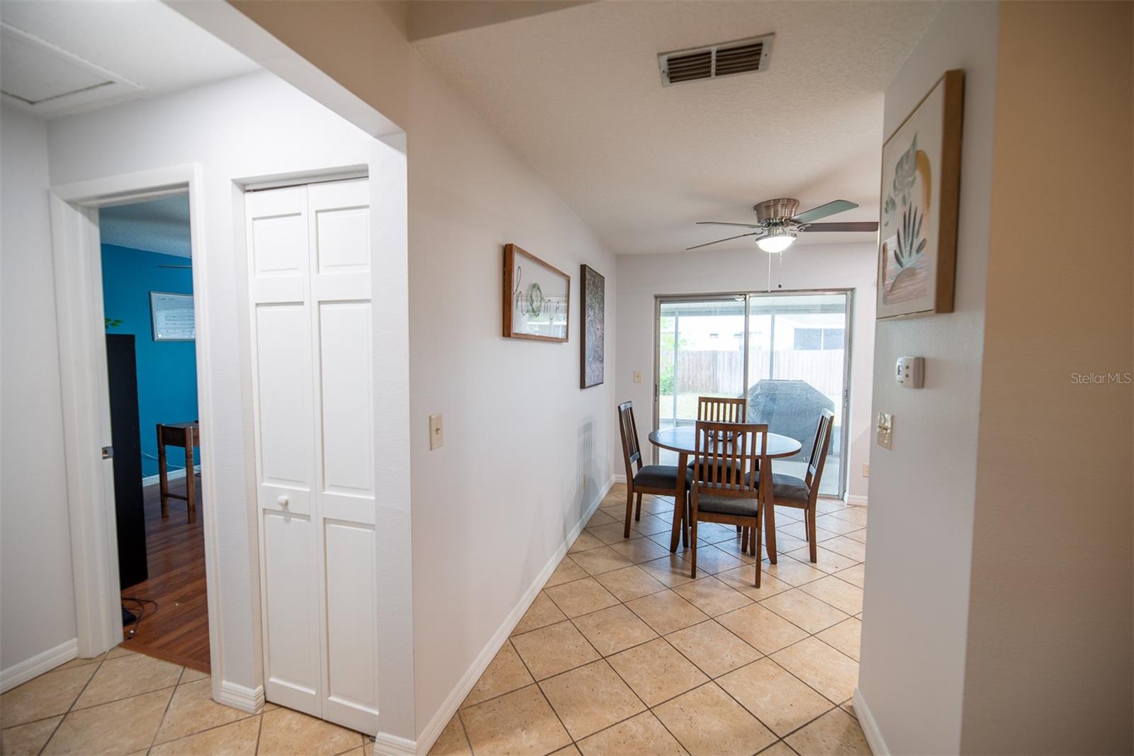 2613 SUMMIT ST — photo 8