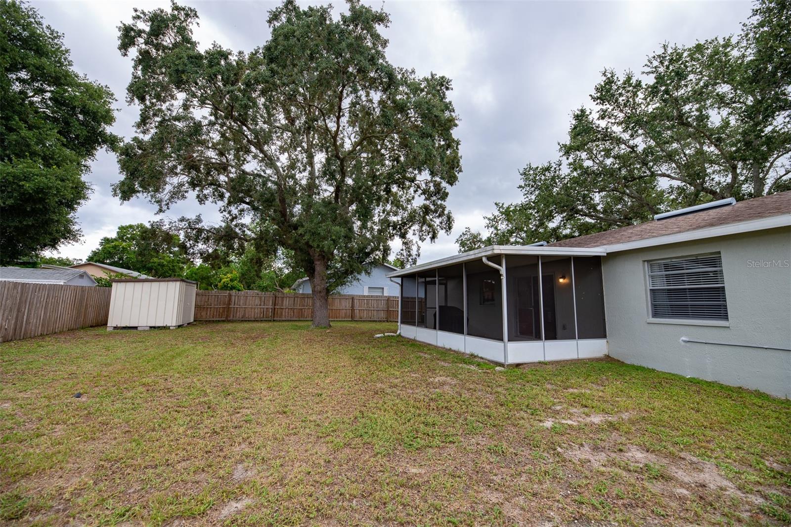 2613 SUMMIT ST — photo 5