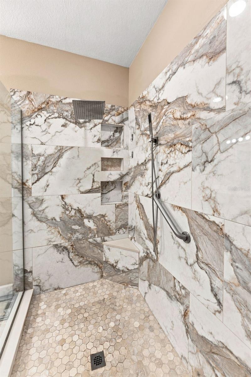 8738 TERRACINA LAKE DR — photo 13