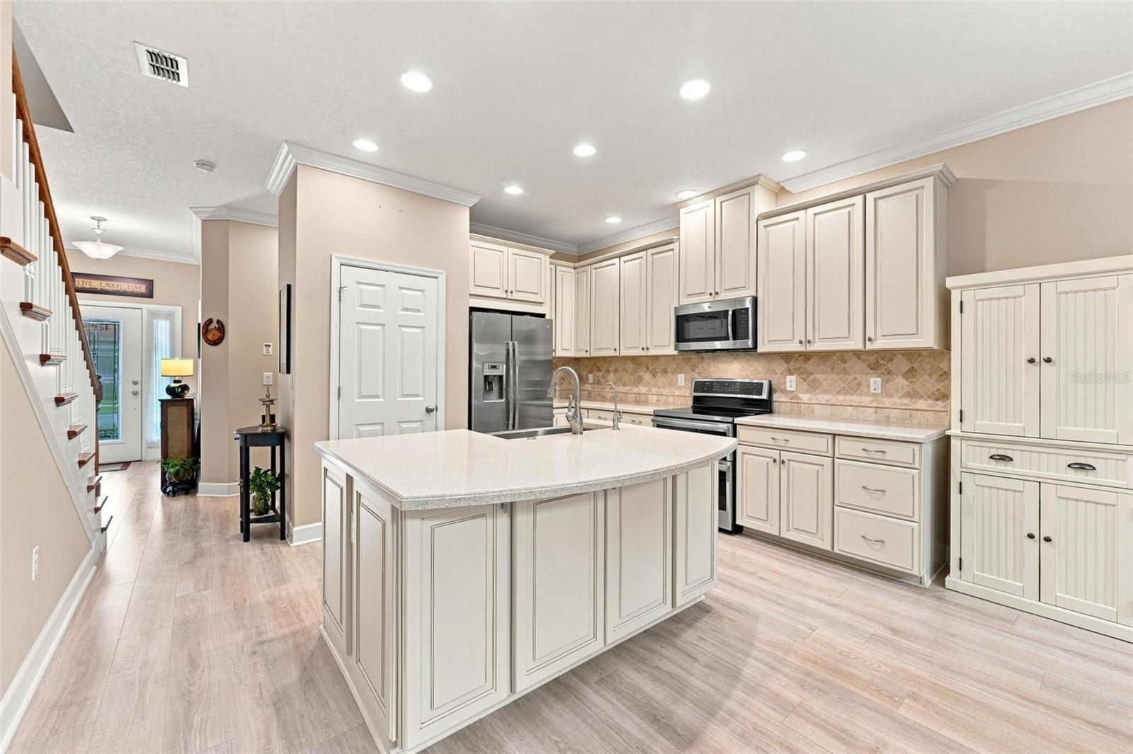 8738 TERRACINA LAKE DR — photo 4