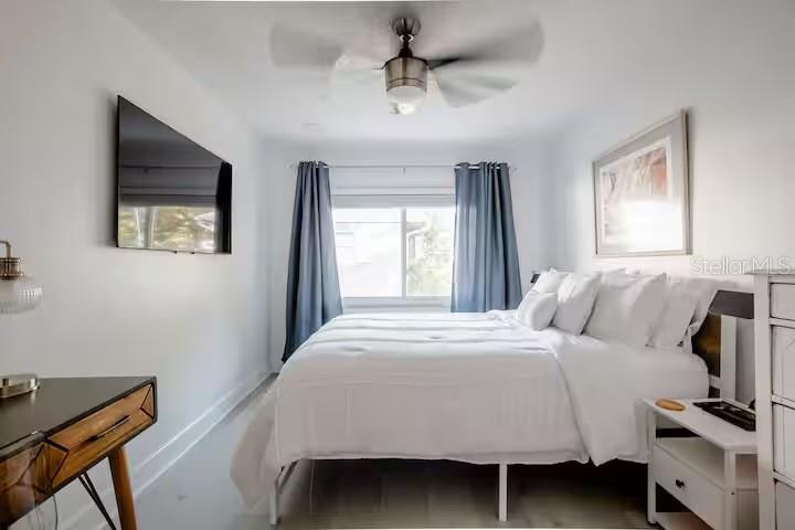 5635 MONTANA AVE — photo 36