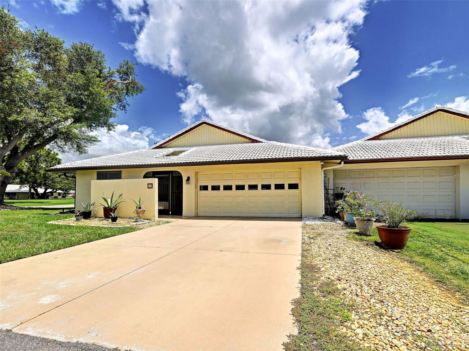 20 IDLE SANDS DR — photo 2