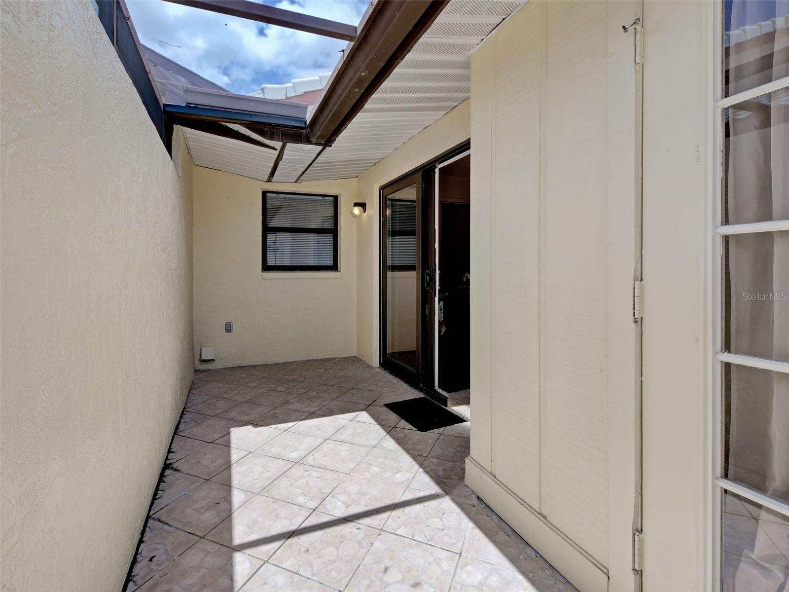 20 IDLE SANDS DR — photo 27