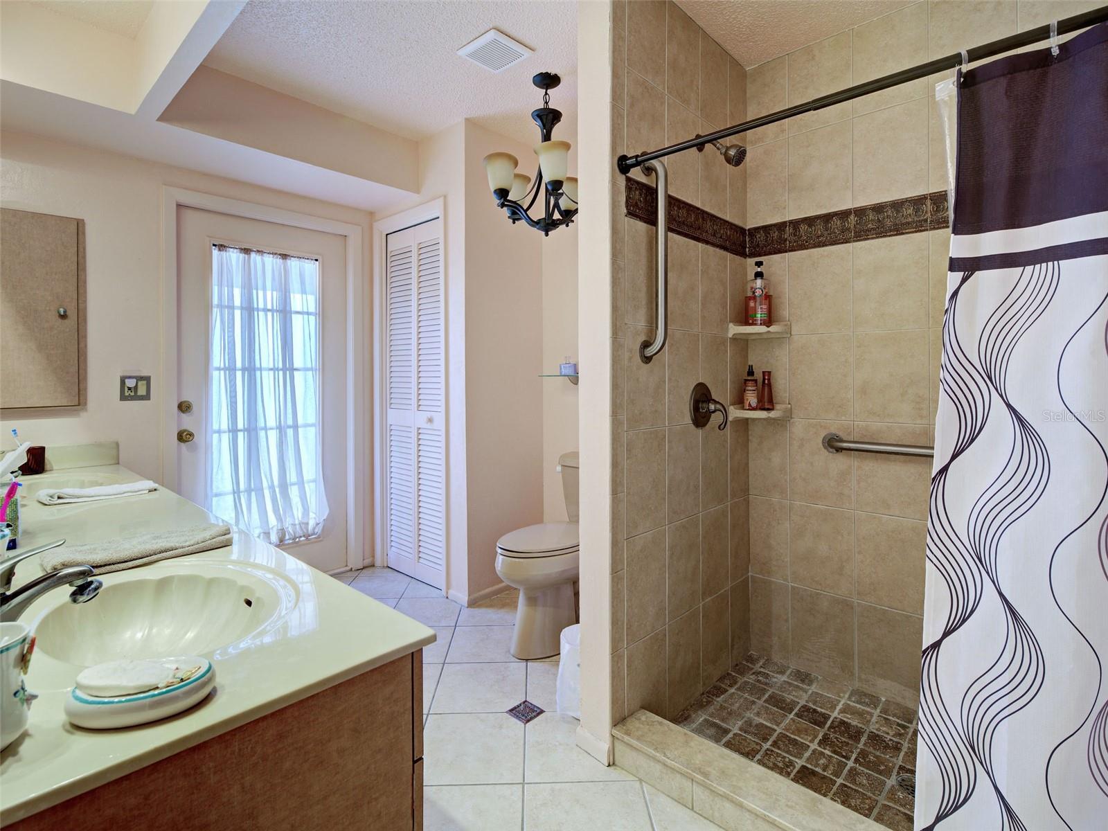20 IDLE SANDS DR — photo 31