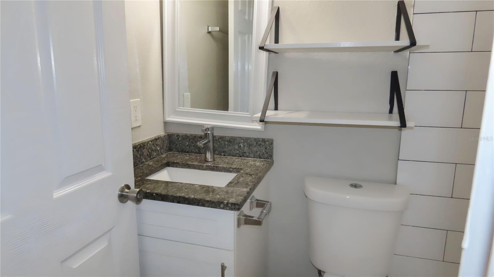 1241 NICHOLSON ST — photo 19