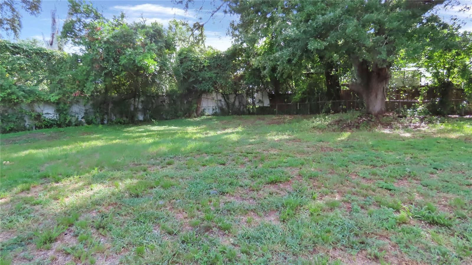 1241 NICHOLSON ST — photo 34