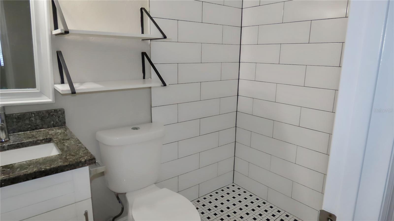 1241 NICHOLSON ST — photo 20