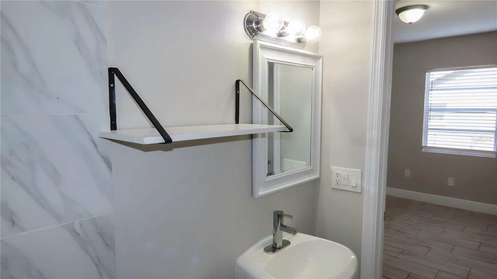 1241 NICHOLSON ST — photo 18