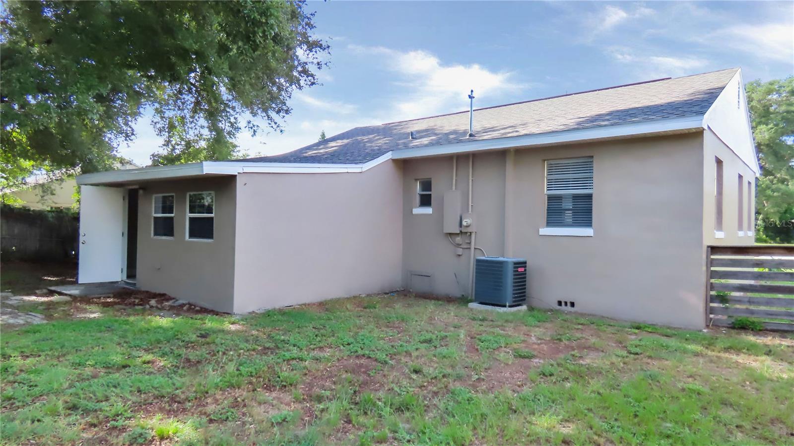 1241 NICHOLSON ST — photo 29