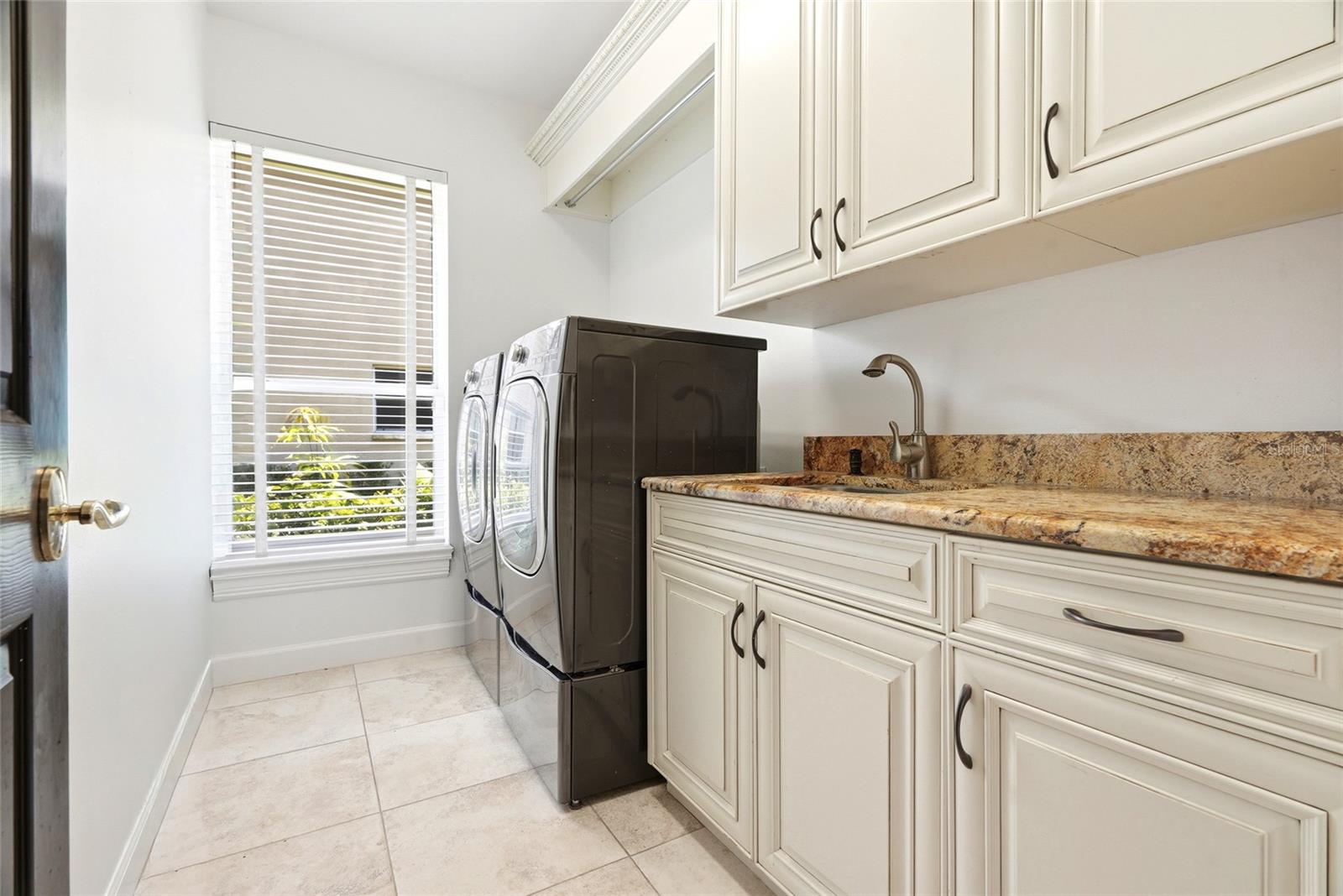 3459 WOODRIDGE PKWY — photo 25