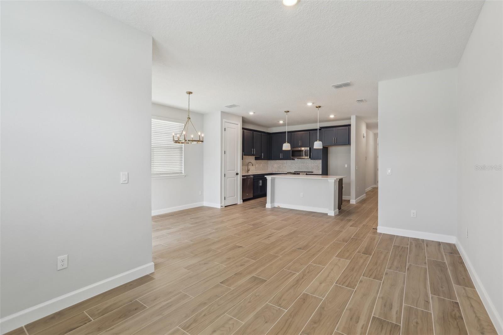 7324 DEER VALLEY CIRCLE — photo 5