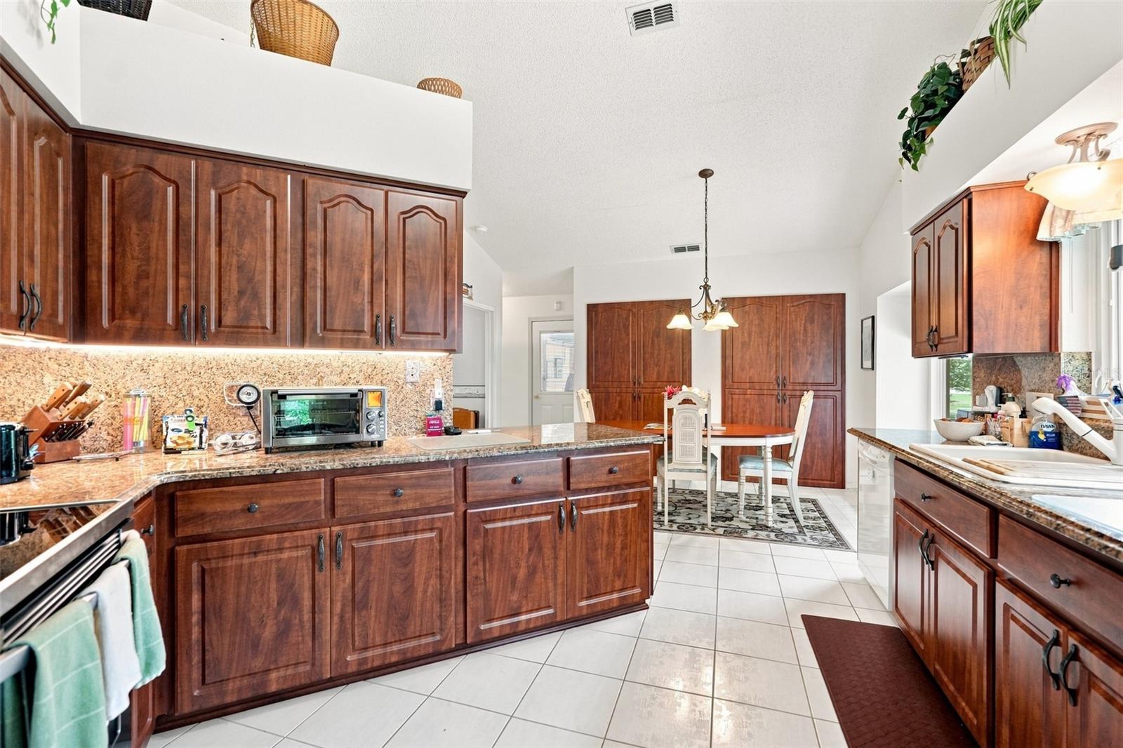 9239 TURNBERRY CT — photo 11