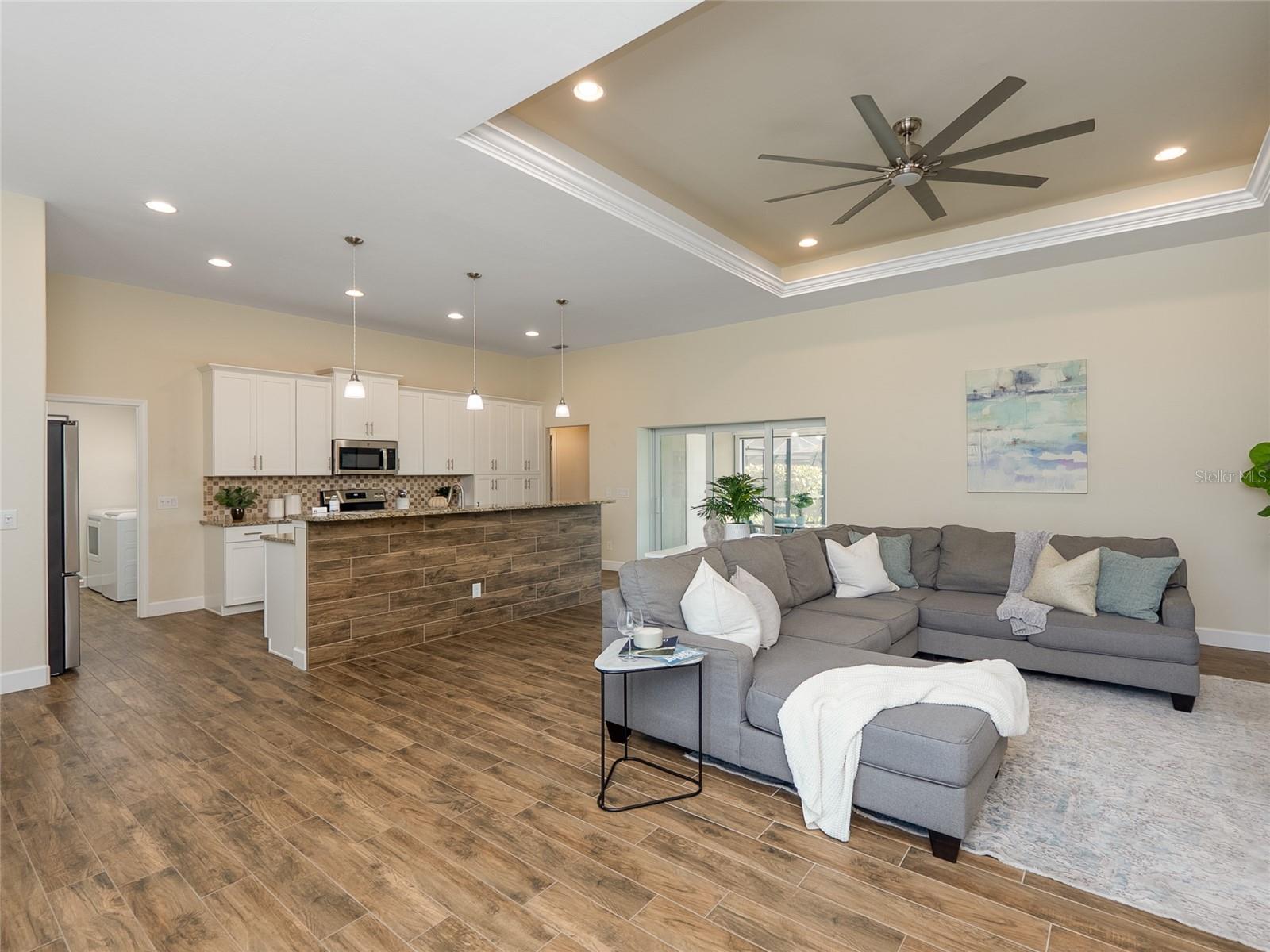 8610 QUINN CT — photo 4
