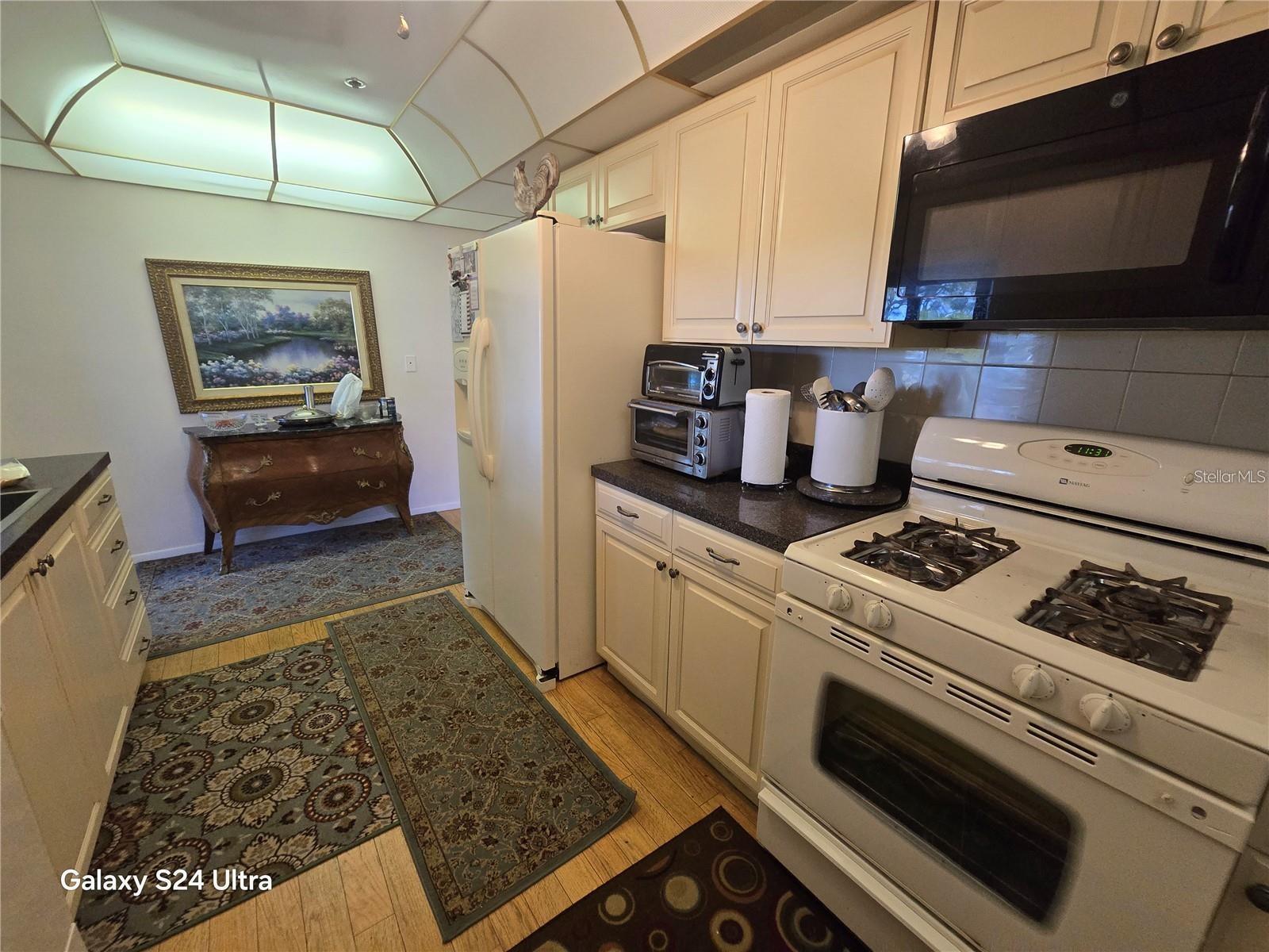 8186 TERRACE GARDEN DR N #409 — photo 20