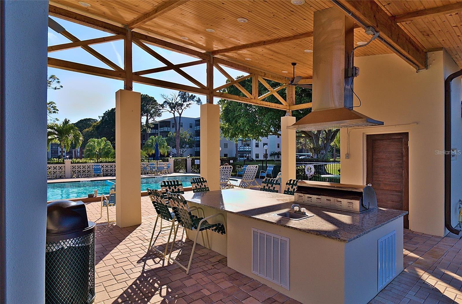 8186 TERRACE GARDEN DR N #409 — photo 52
