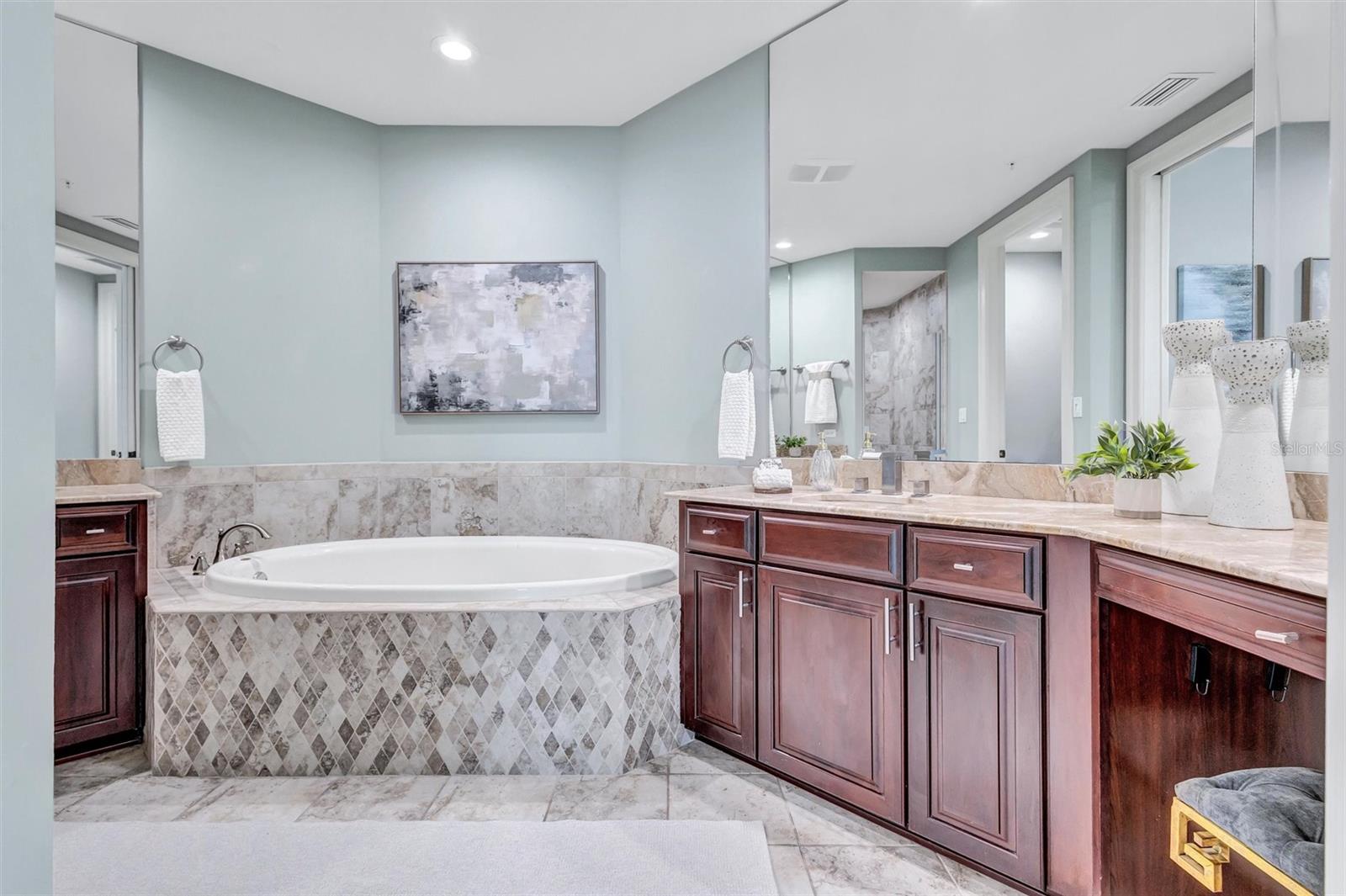 140 RIVIERA DUNES WAY #401 — photo 15