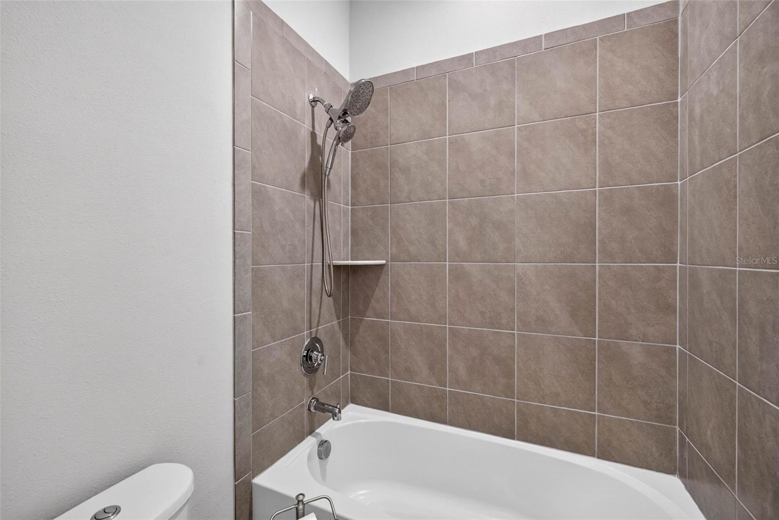 7182 HERON WALK LN — photo 33