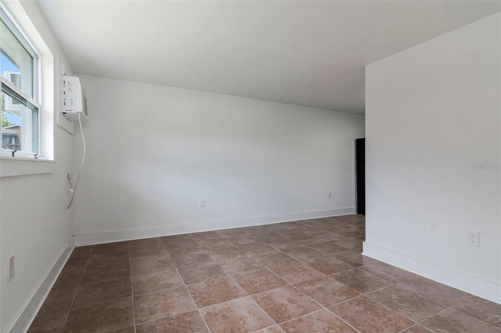 6713 S KISSIMMEE ST — photo 10