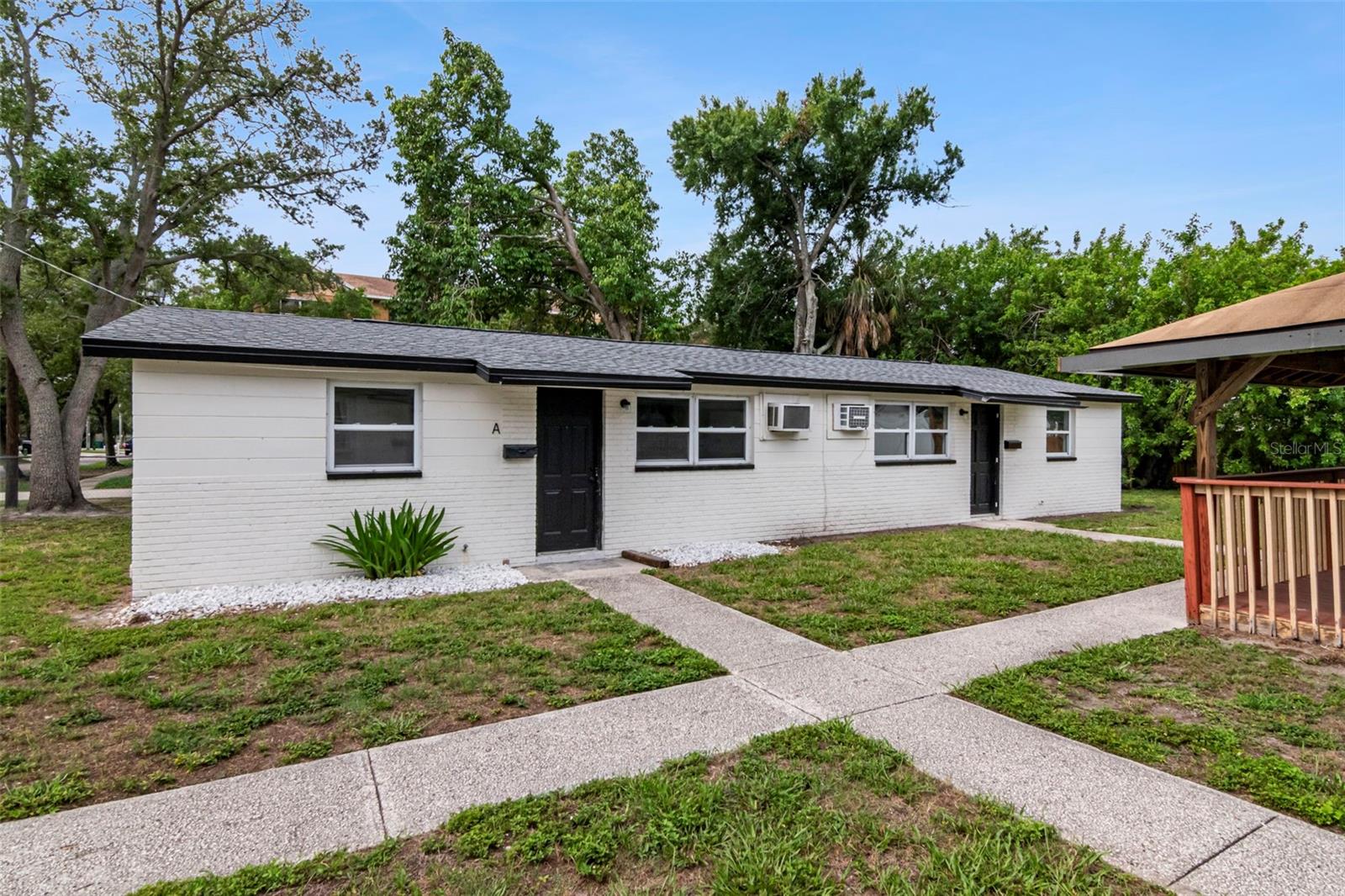 6713 S KISSIMMEE ST — photo 2