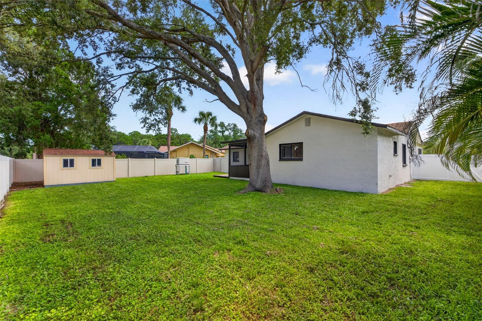 6170 SUNDOWN DR — photo 26