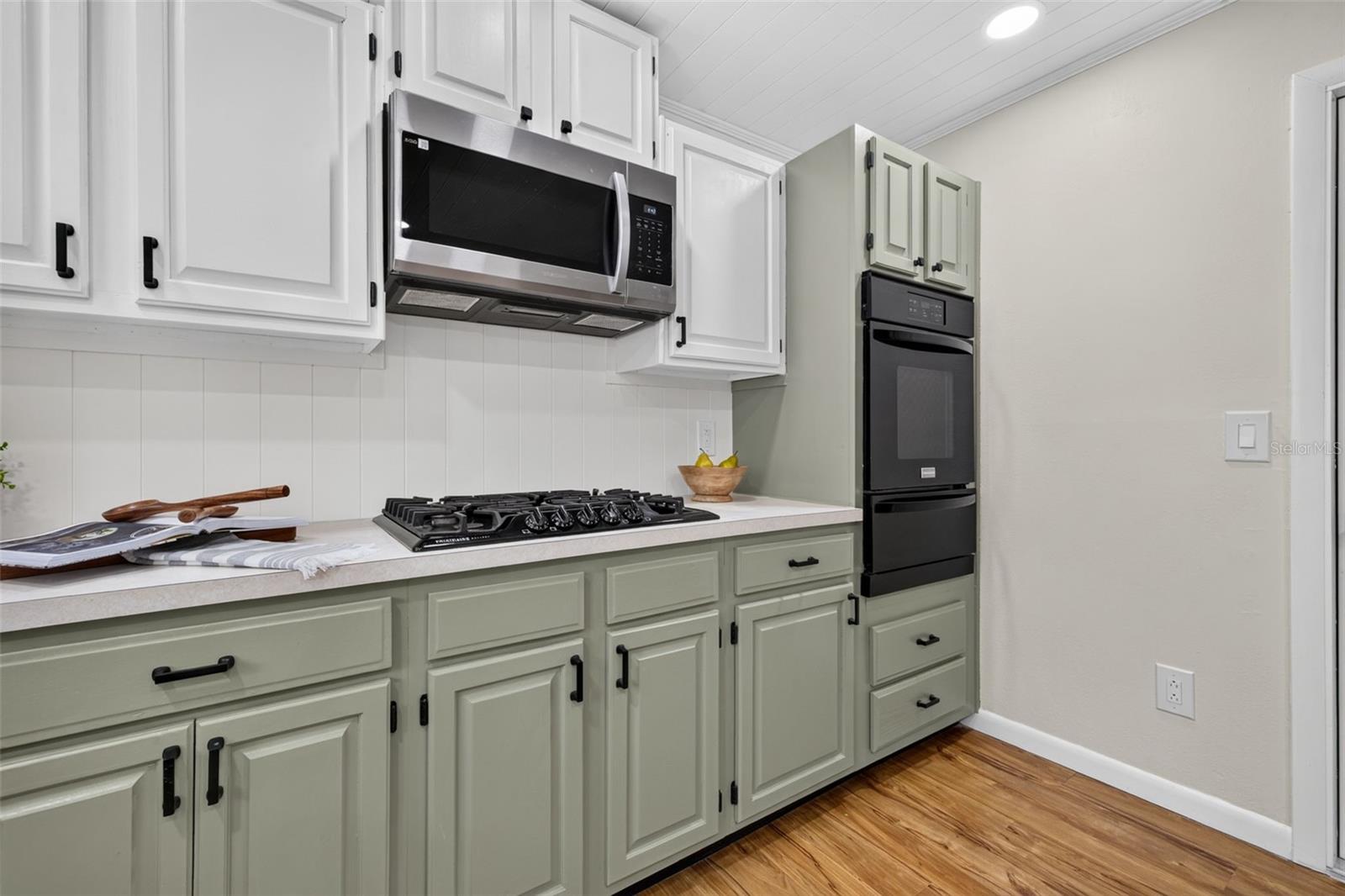 6170 SUNDOWN DR — photo 10