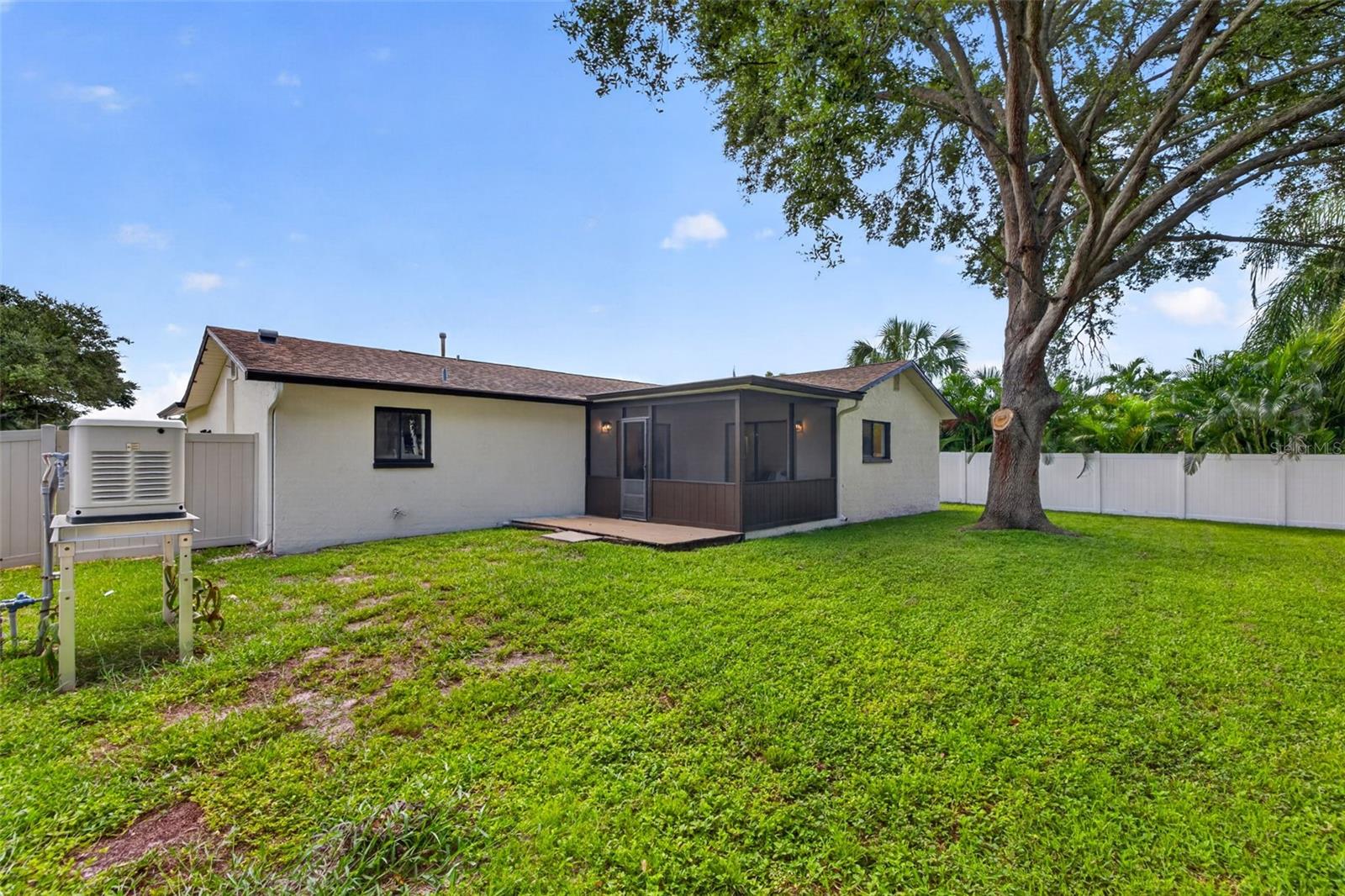 6170 SUNDOWN DR — photo 25