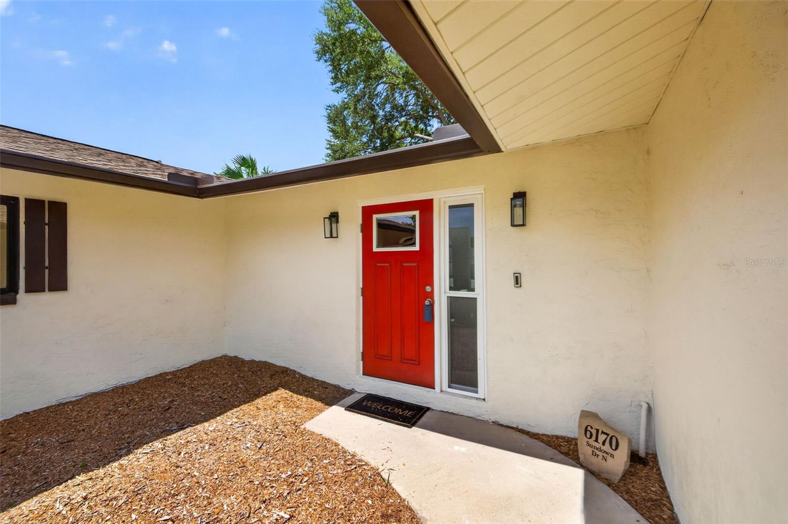 6170 SUNDOWN DR — photo 3