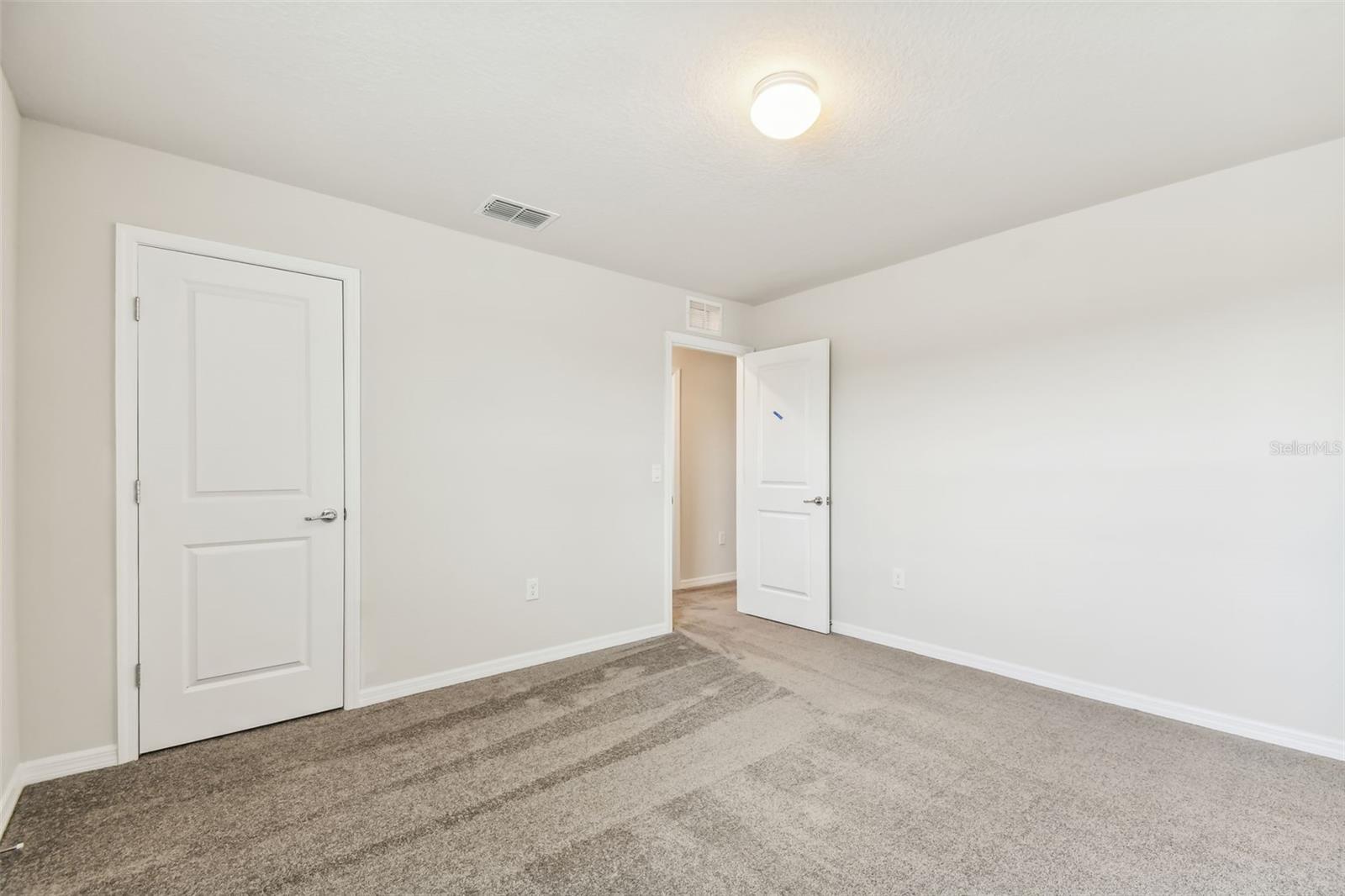 6573 BLAZING SPIRIT ST — photo 8