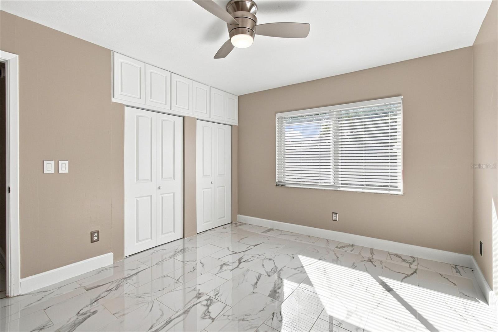 7233 WOODBROOK DR — photo 31