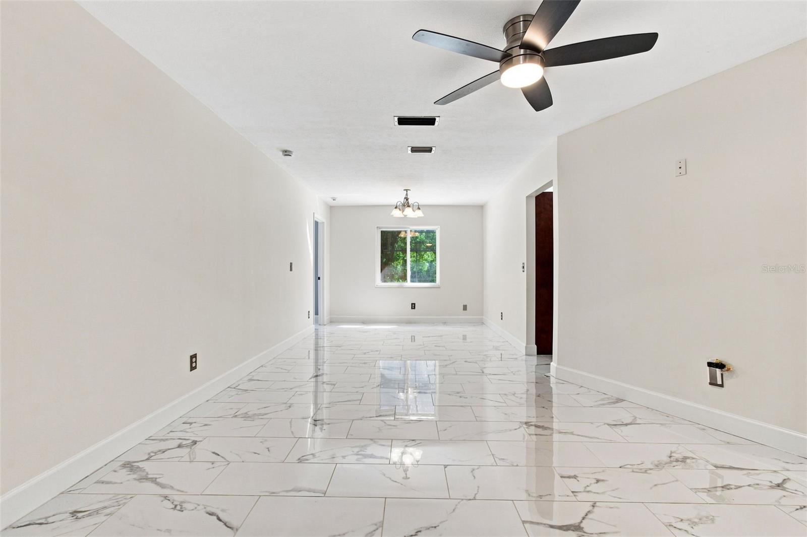 7233 WOODBROOK DR — photo 6