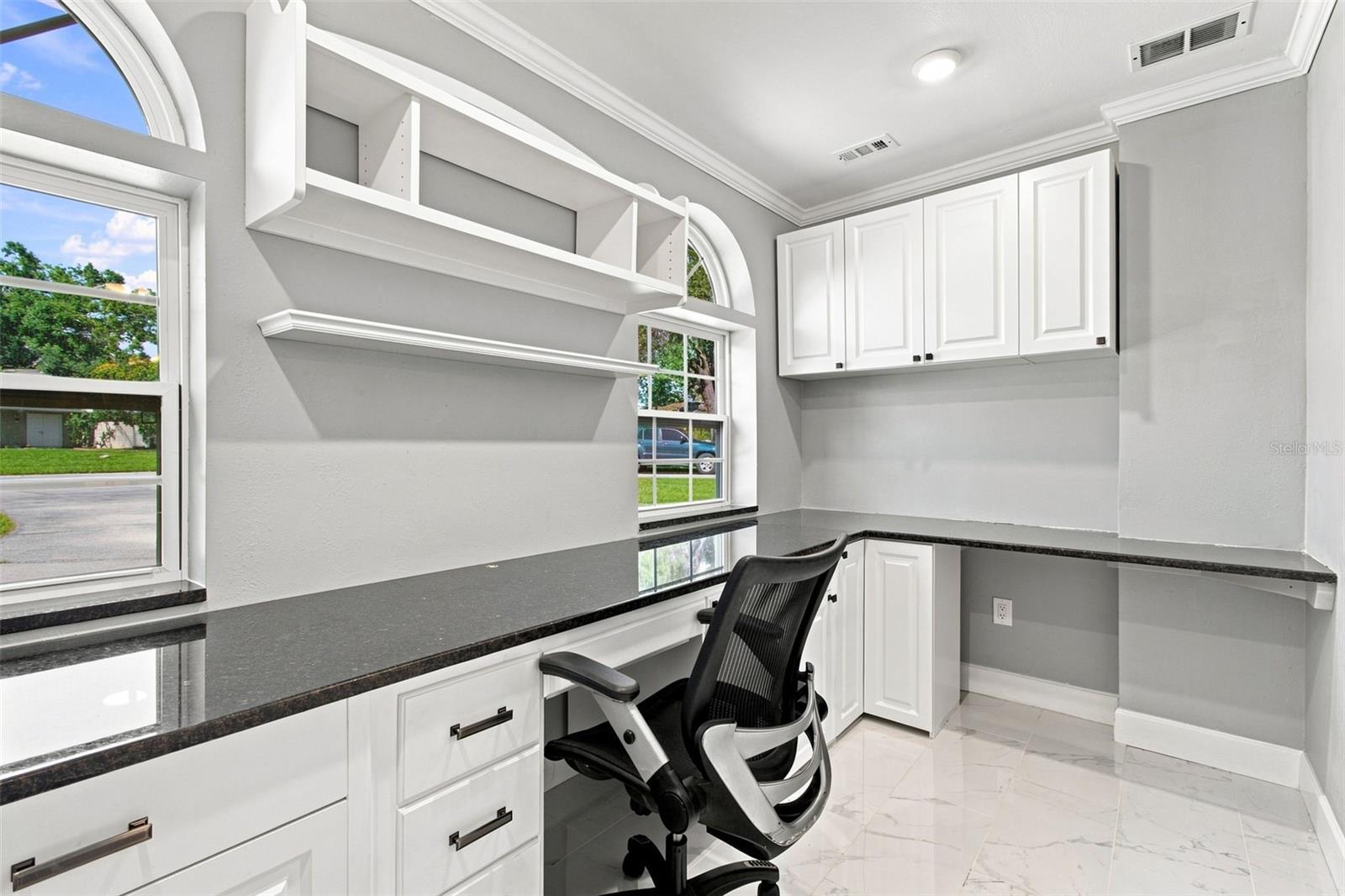7233 WOODBROOK DR — photo 13