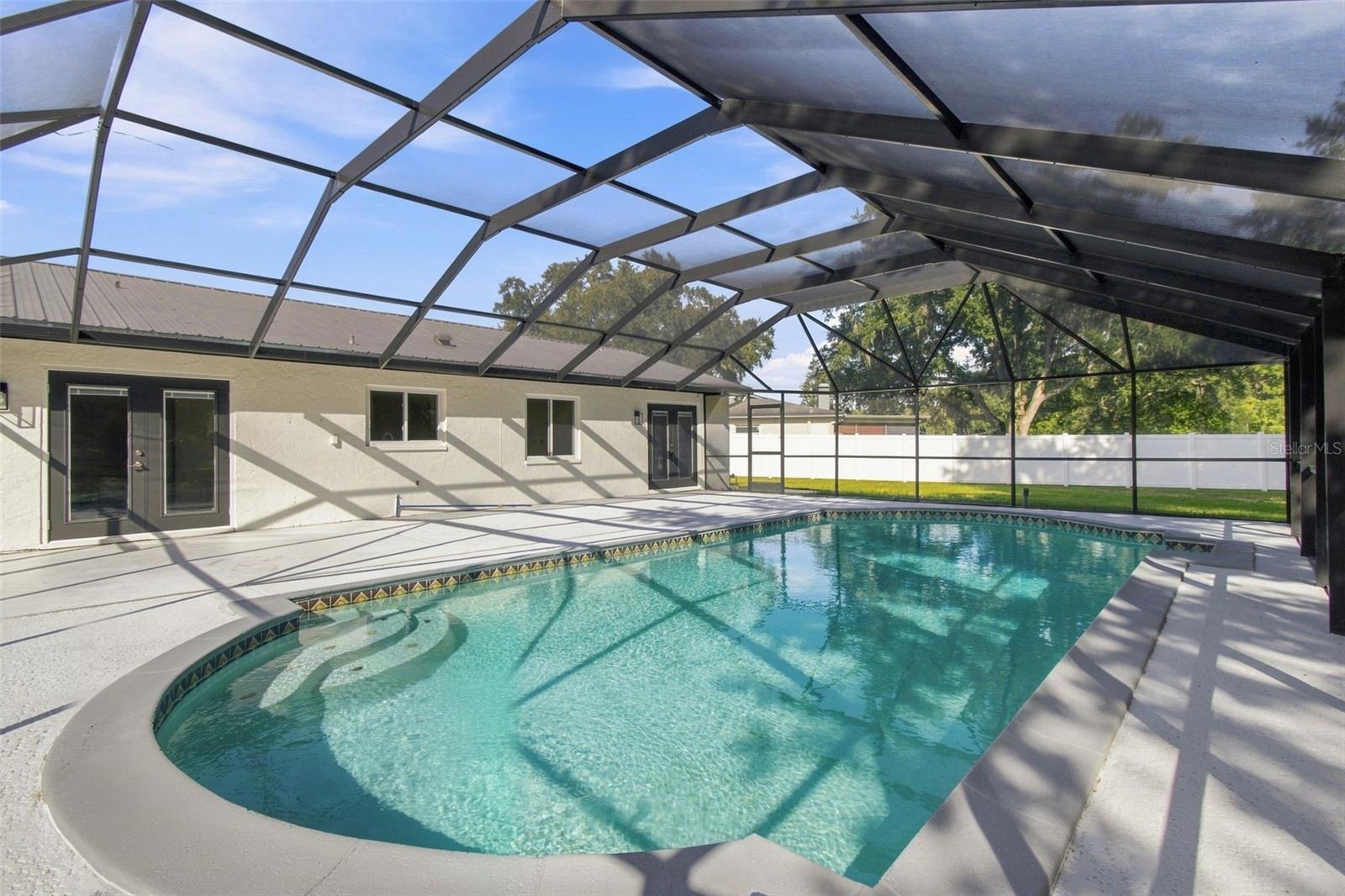 7233 WOODBROOK DR — photo 43