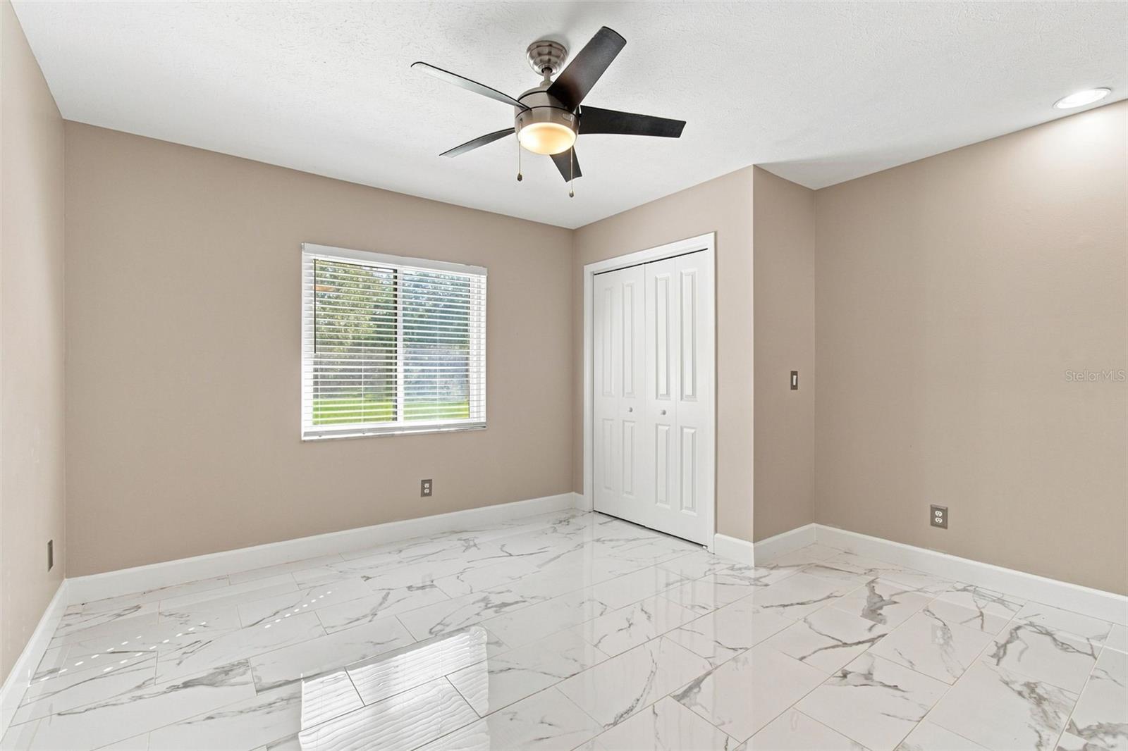 7233 WOODBROOK DR — photo 36